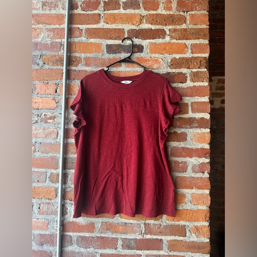 Time and tru Women’s top with ruffle sleeves, size: large (12-14)
